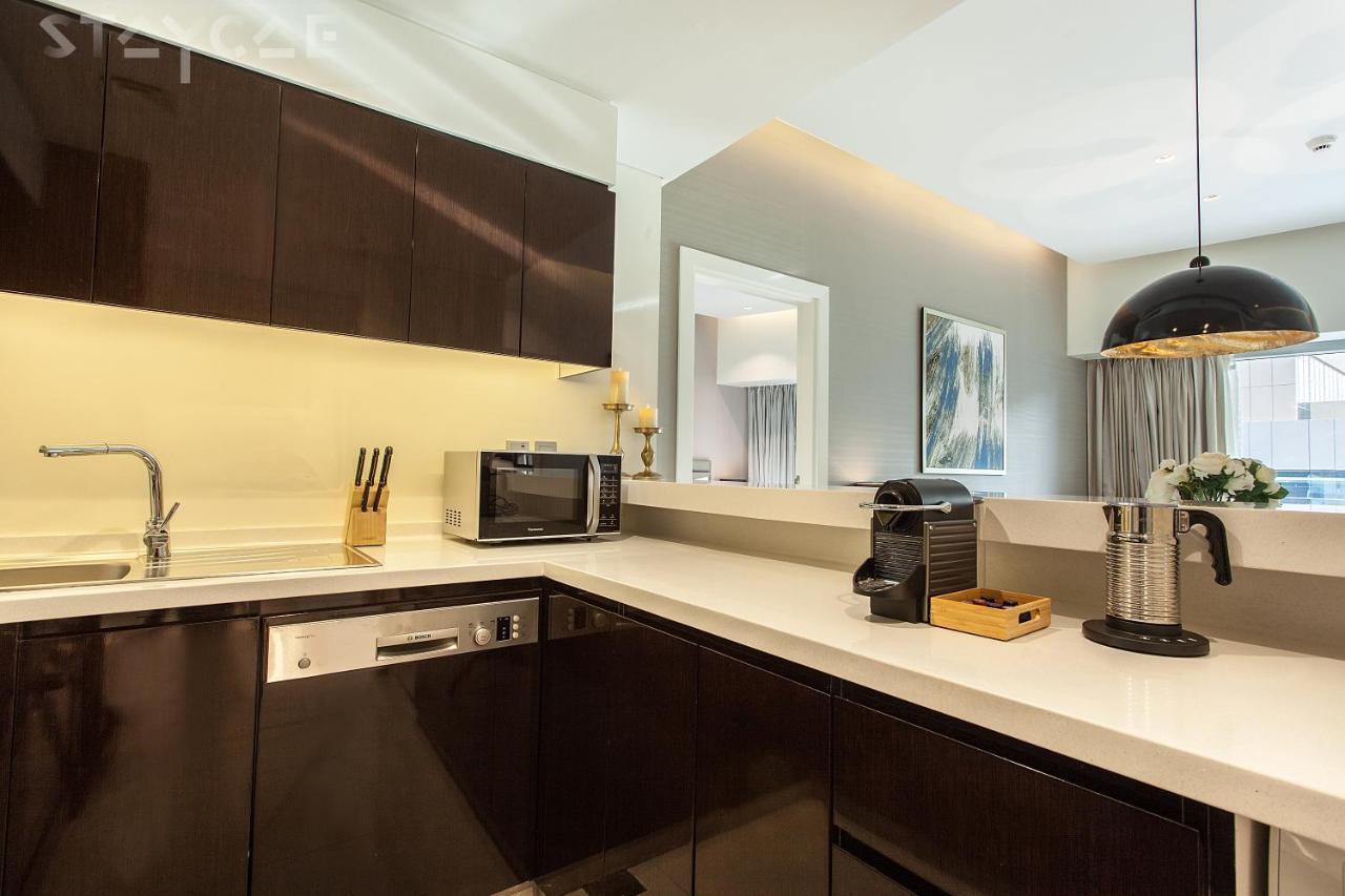 Staycae Holiday Homes - Majestine Dubai Buitenkant foto
