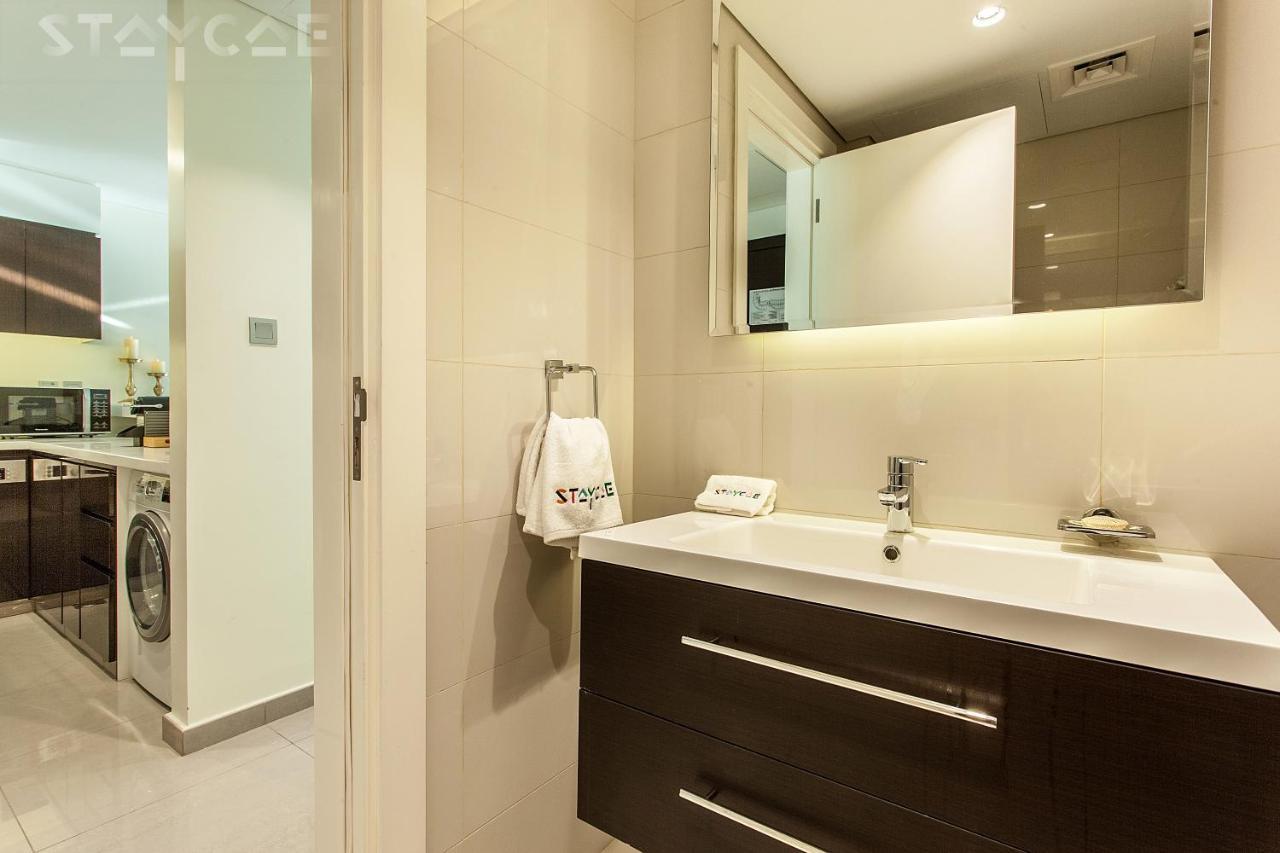 Staycae Holiday Homes - Majestine Dubai Buitenkant foto